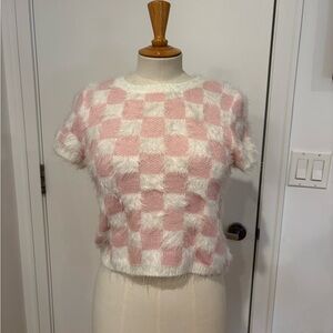 Forever 21 pink and white fuzzy cropped sweater top